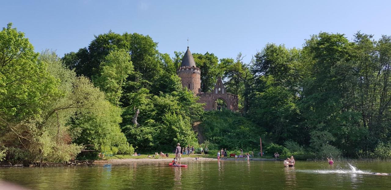 Ferienwohnung Am Schweriner See Raben Steinfeld Esterno foto